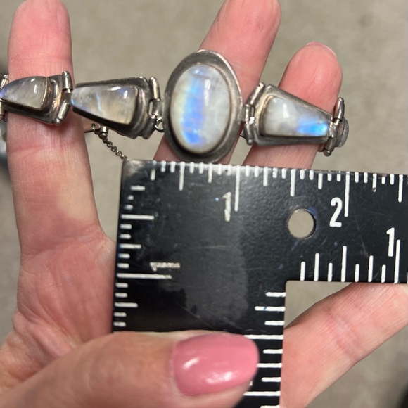 Gorgeous Vintage Sterling Rainbow Moonstone Link Bracelet - Picture 8 of 9